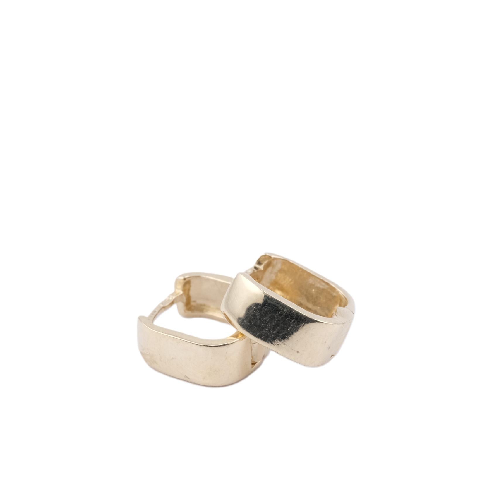 Aros Argollas de Oro Amarillo Cuadradas 14Kt.