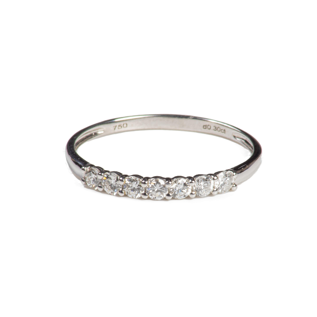 Anillo Platino 7 Brillantes Grifa.