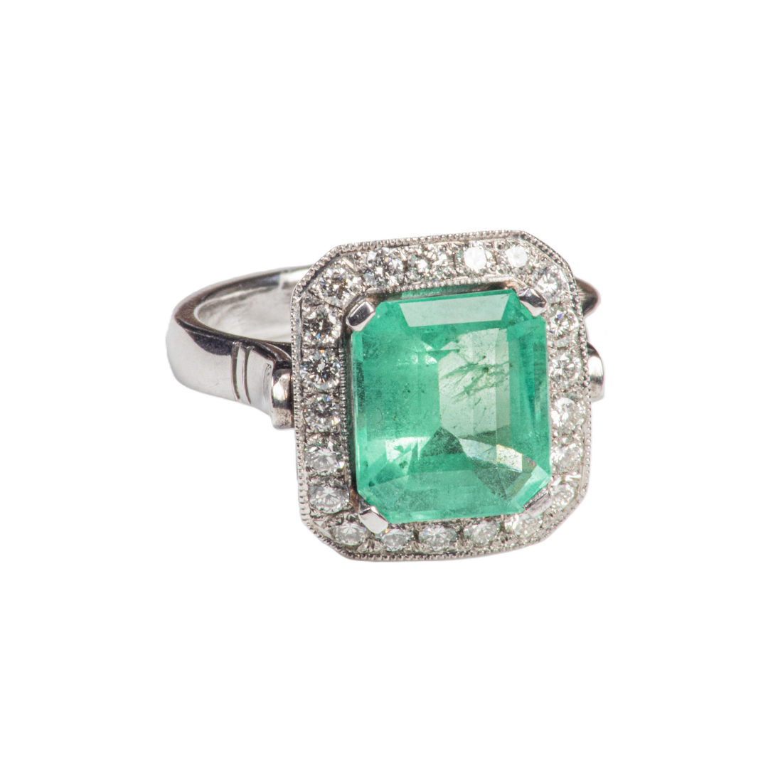 Anillo Platino Esmeralda Cuadrada.