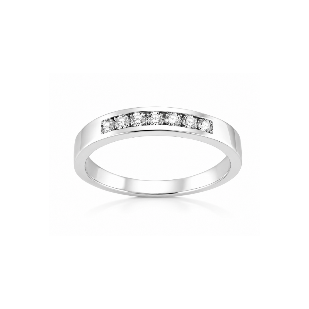 Anillo  Oro Blanco 7 Brillantes Engaste Canal.