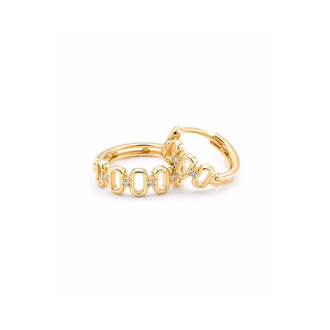 Aros de Oro Amarillo Eslabones y Brillantes 18Kt.