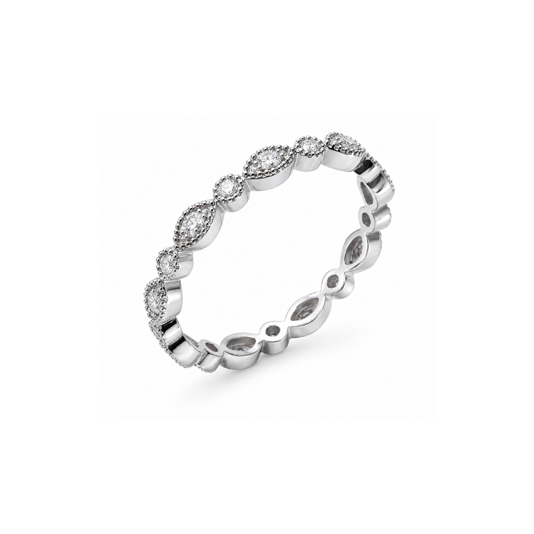 Anillo Cintillo de Oro Blanco Brillantes Marquesa y Redondos.