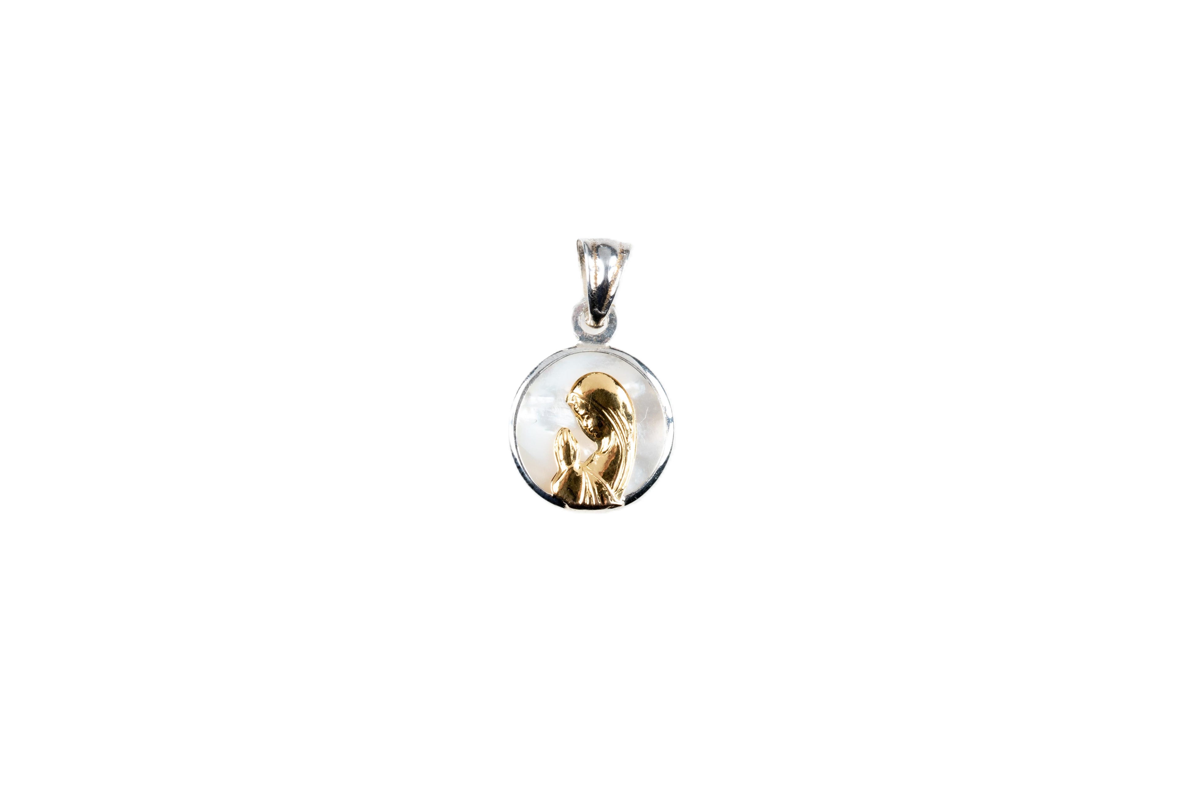 Medalla Virgen de Plata, Oro y Nácar.